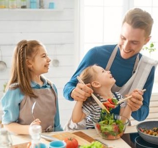 5 tips to help children develop a healthy habit of eating vegetables and fruit...