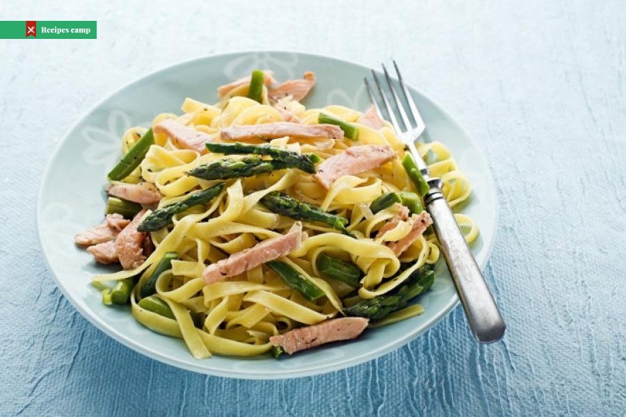 Asparagus, broad bean and smoked salmon pasta