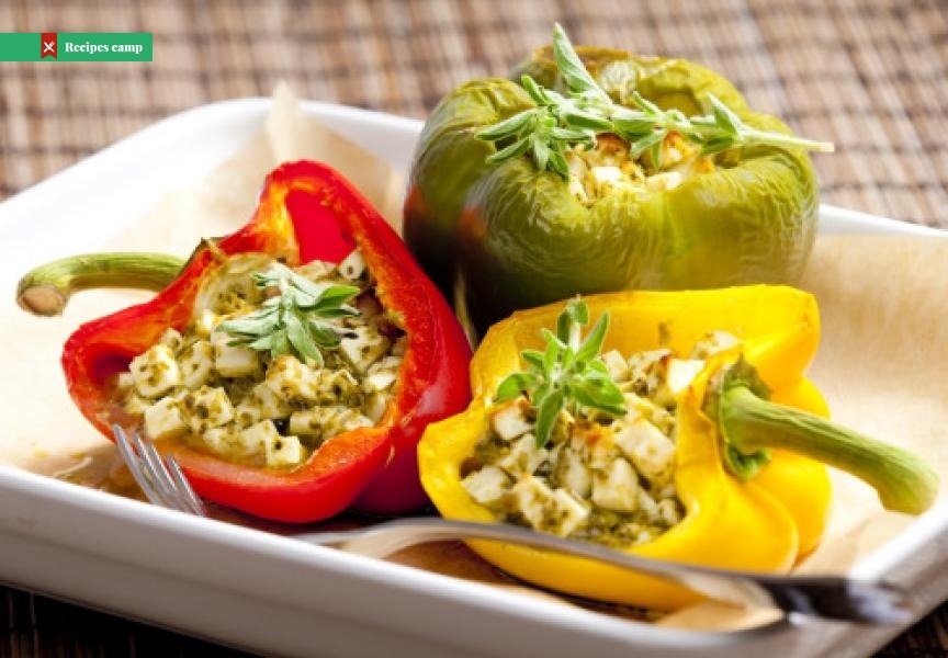 Baked peppers with blue cheese