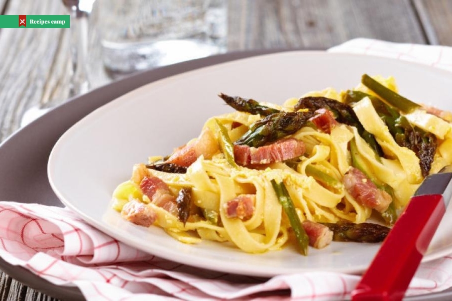 Five-Ingredient Bacon Asparagus Pasta