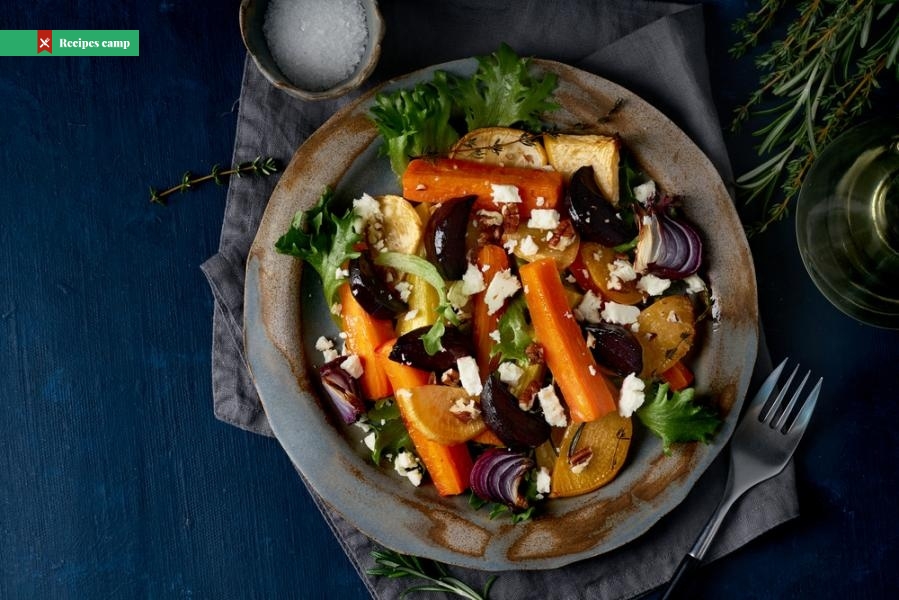 Salad with roasted vegetables, yogurt and cheese